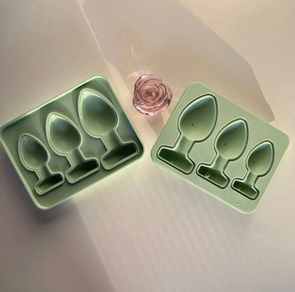 Plug Ice Cube Molds