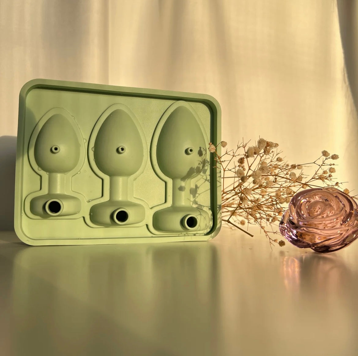 Plug Ice Cube Molds